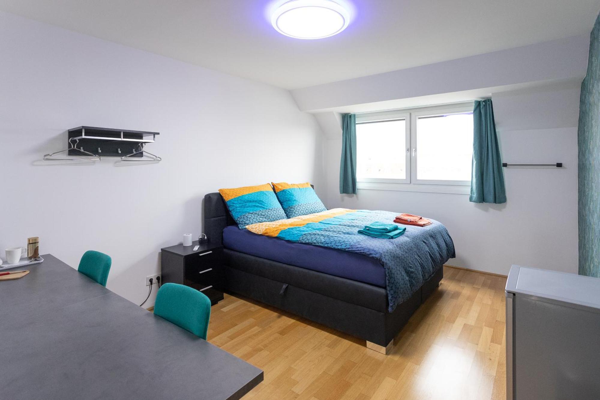 Private Room With Ac- Microwave, Personal Fridge & Metro Access - 7 Min To Center Βιέννη Εξωτερικό φωτογραφία
