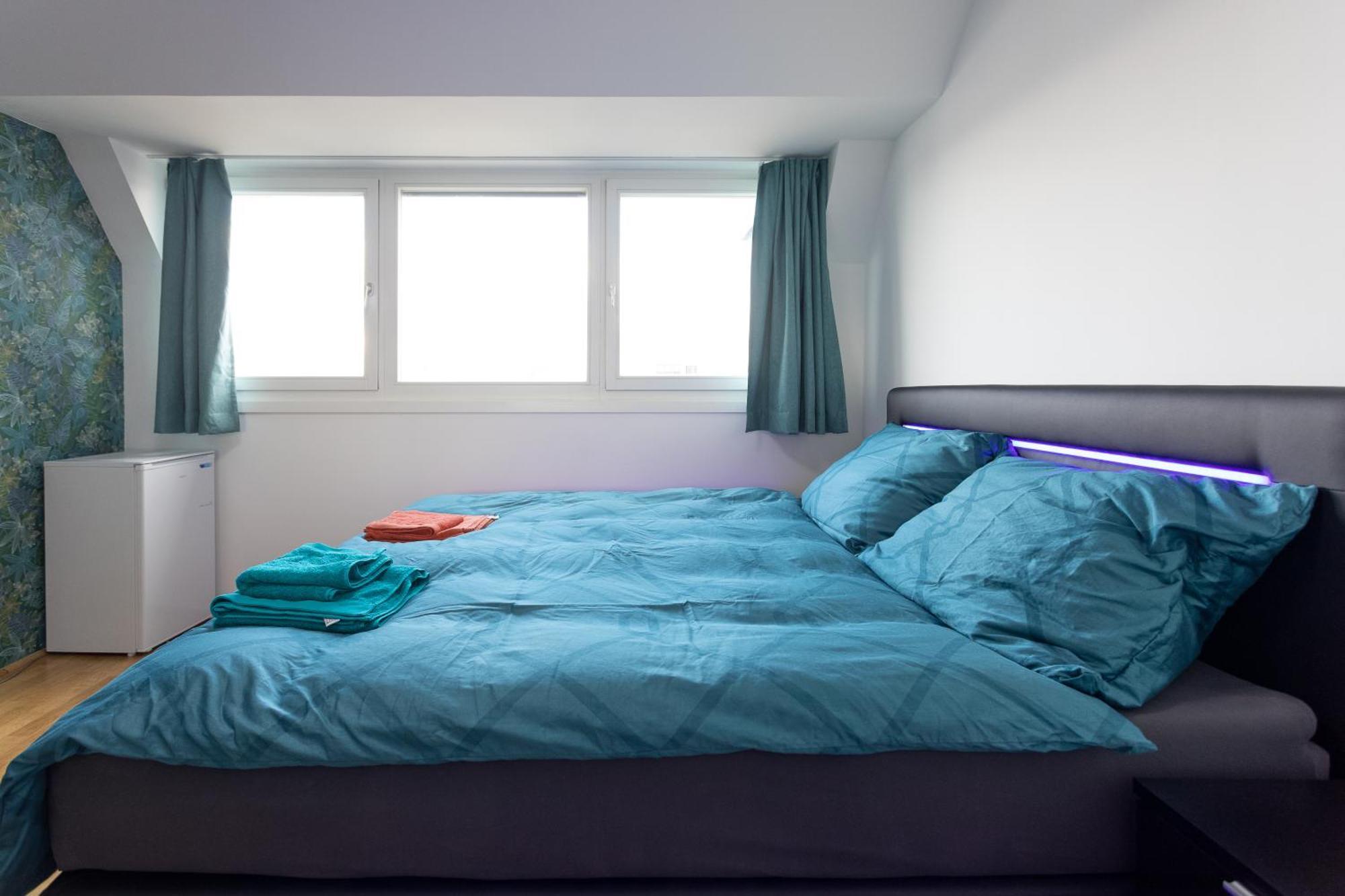 Private Room With Ac- Microwave, Personal Fridge & Metro Access - 7 Min To Center Βιέννη Εξωτερικό φωτογραφία