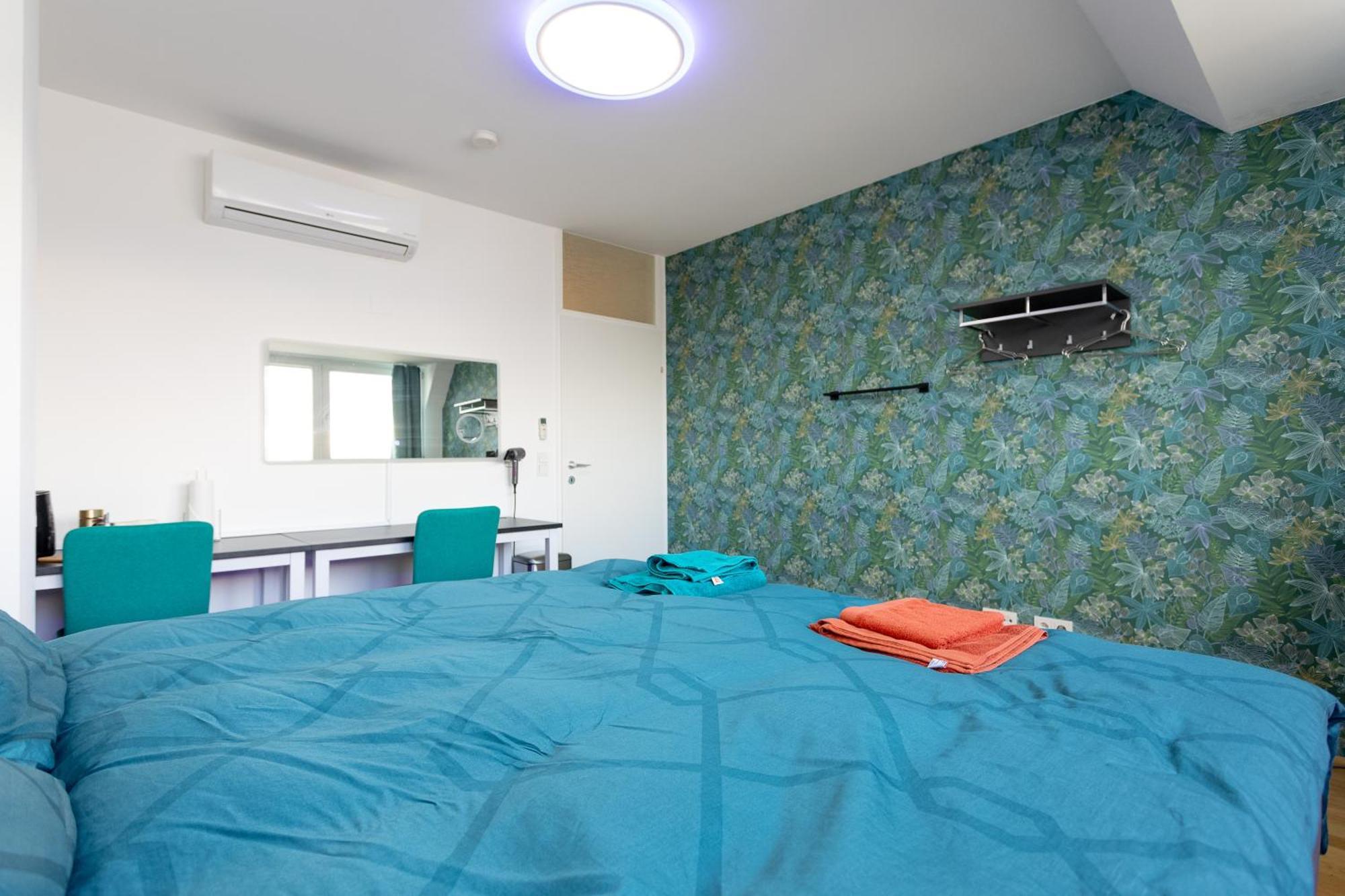 Private Room With Ac- Microwave, Personal Fridge & Metro Access - 7 Min To Center Βιέννη Εξωτερικό φωτογραφία